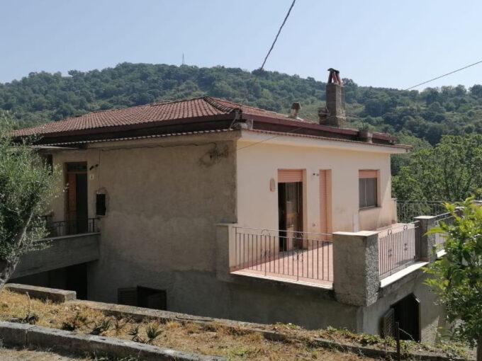 Casa Indipendente Vibonati con terreno